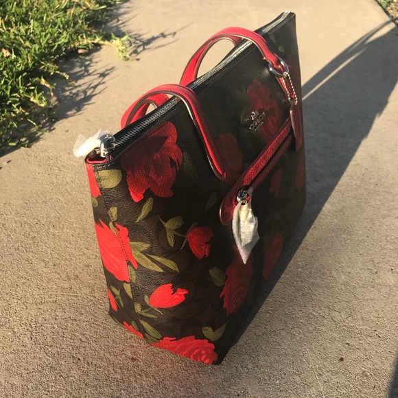 SOLD///Coach Camo RoseπΉ Taylor Tote Brown/Red - Picture 3 of 8